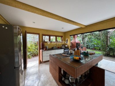 Casa à venda com 241m², 3 quartos, 1 suíte, 1 vaga no bairro Campeche em Florianópolis - Foto 14