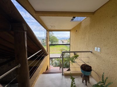 Casa à venda com 241m², 3 quartos, 1 suíte, 1 vaga no bairro Campeche em Florianópolis - Foto 22
