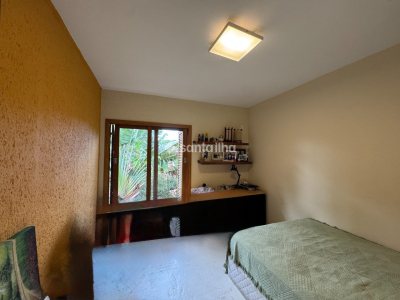 Casa à venda com 241m², 3 quartos, 1 suíte, 1 vaga no bairro Campeche em Florianópolis - Foto 28
