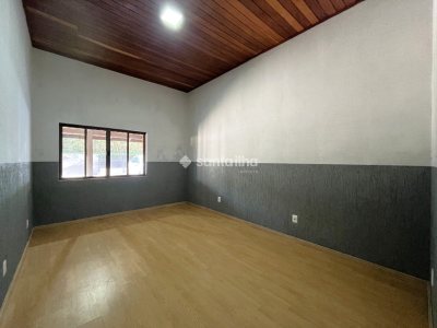 Casa para alugar com 100m², 2 quartos, 1 suíte, 4 vagas no bairro Morro das Pedras em Florianópolis - Foto 9