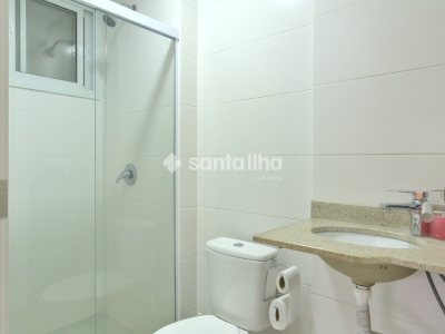 Apartamento à venda com 69m², 2 quartos, 1 suíte, 1 vaga no bairro Coqueiros em Florianópolis - Foto 14