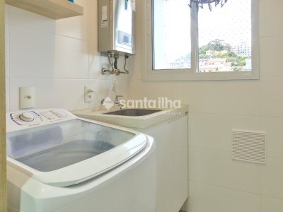 Apartamento à venda com 69m², 2 quartos, 1 suíte, 1 vaga no bairro Coqueiros em Florianópolis - Foto 7