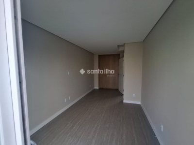Casa à venda com 204m², 3 quartos, 1 suíte, 2 vagas no bairro Campeche em Florianópolis - Foto 15
