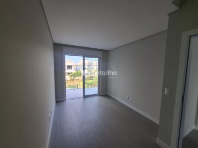 Casa à venda com 204m², 3 quartos, 1 suíte, 2 vagas no bairro Campeche em Florianópolis - Foto 21