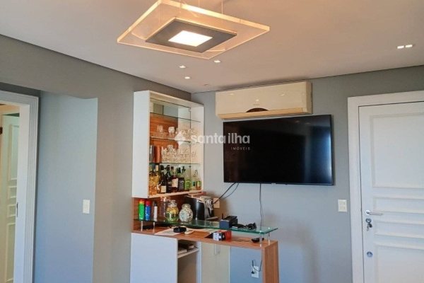 Cobertura à venda com 115m², 2 quartos, 1 suíte, 1 vaga no bairro Estreito em Florianópolis