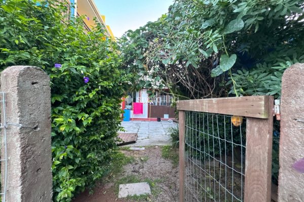 Terreno à venda com 315m² no bairro Rio Tavares em Florianópolis