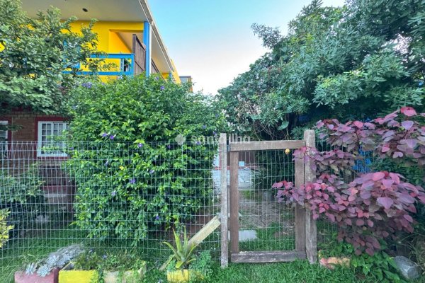 Terreno à venda com 315m² no bairro Rio Tavares em Florianópolis