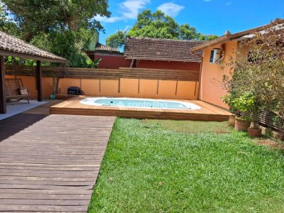Casa à venda com 200m², 3 quartos, 2 suítes, 6 vagas no bairro Rio Tavares em Florianópolis - Foto 22