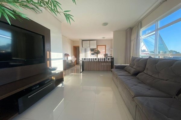 Apartamento à venda com 139m², 3 quartos, 1 suíte, 2 vagas no bairro Agronômica em Florianópolis