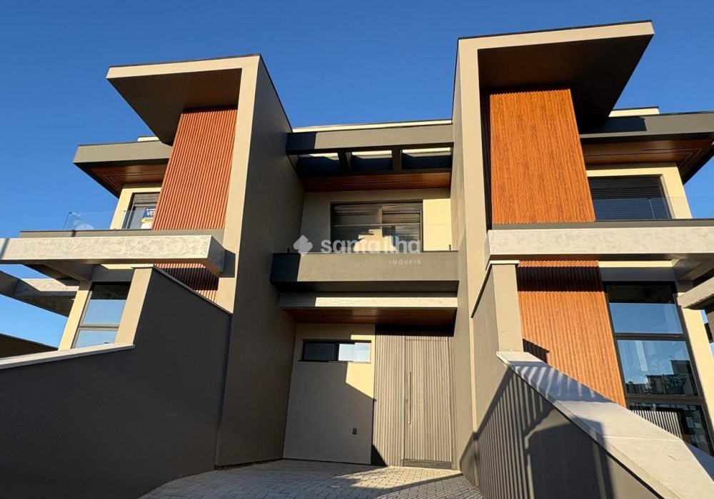 Casa à venda com 144m², 3 quartos, 1 suíte, 1 vaga no bairro Campeche em Florianópolis - Foto 1
