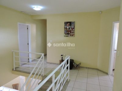 Casa à venda com 245m², 4 quartos, 1 suíte, 2 vagas no bairro Campeche em Florianópolis - Foto 14