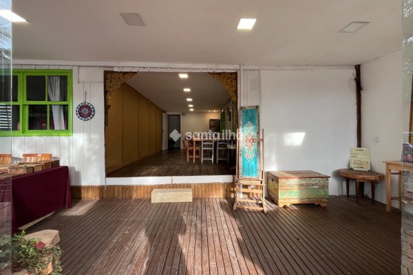 Loja para alugar com 50m², 4 vagas no bairro Campeche em Florianópolis