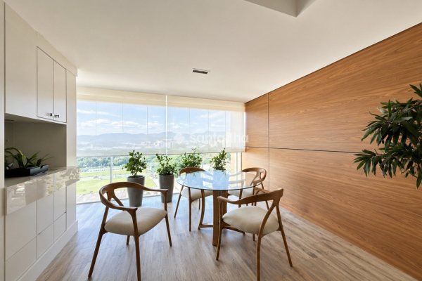 Apartamento à venda com 168m², 2 quartos, 2 suítes, 2 vagas no bairro Agronômica em Florianópolis