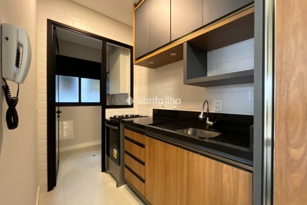 Apartamento para alugar com 71m², 2 quartos, 1 suíte, 1 vaga no bairro Campeche em Florianópolis