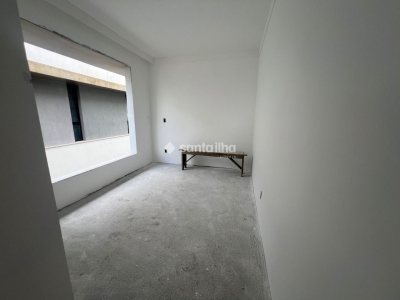 Casa à venda com 160m², 3 quartos, 1 suíte, 1 vaga no bairro Campeche em Florianópolis - Foto 11
