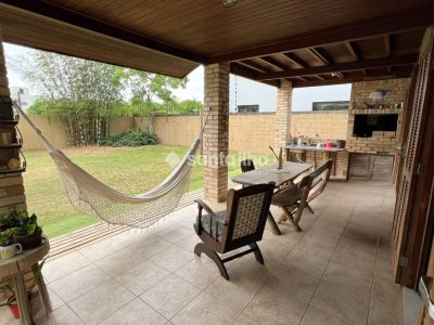 Casa à venda com 148m², 2 quartos, 1 suíte, 2 vagas no bairro Campeche em Florianópolis - Foto 18