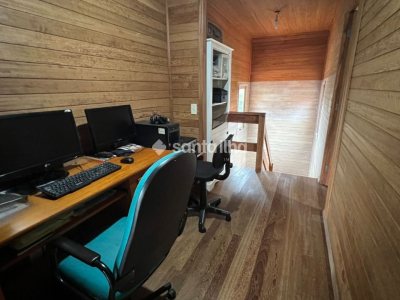 Casa à venda com 148m², 2 quartos, 1 suíte, 2 vagas no bairro Campeche em Florianópolis - Foto 17