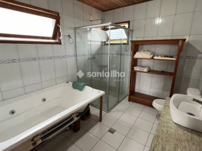 Casa à venda com 148m², 2 quartos, 1 suíte, 2 vagas no bairro Campeche em Florianópolis - Foto 14