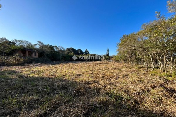 Terreno para alugar com 55m², 20 vagas no bairro Rio Tavares em Florianópolis