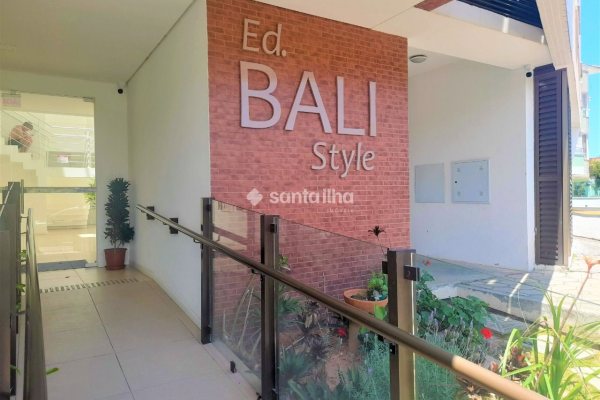 Apartamento à venda com 81m², 3 quartos, 1 suíte, 1 vaga no bairro Rio Tavares em Florianópolis