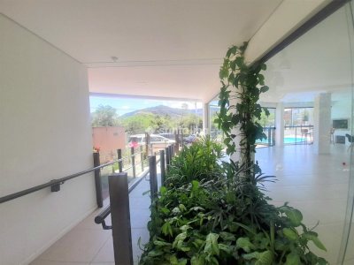 Apartamento à venda com 81m², 3 quartos, 1 suíte, 1 vaga no bairro Rio Tavares em Florianópolis - Foto 5