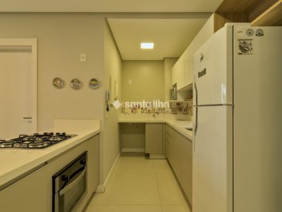 Studio à venda com 41m², 1 quarto, 1 vaga no bairro Centro em Florianópolis - Foto 3