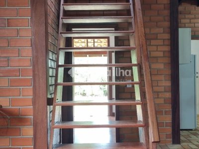 Casa à venda com 154m², 3 quartos, 2 vagas no bairro Rio Tavares em Florianópolis - Foto 26