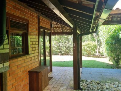 Casa à venda com 154m², 3 quartos, 2 vagas no bairro Rio Tavares em Florianópolis - Foto 54