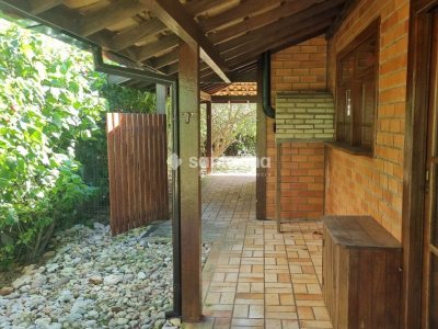 Casa à venda com 154m², 3 quartos, 2 vagas no bairro Rio Tavares em Florianópolis - Foto 58