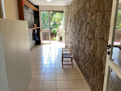 Casa à venda com 370m², 3 quartos, 1 suíte, 3 vagas no bairro Lagoa da Conceição em Florianópolis - Foto 9