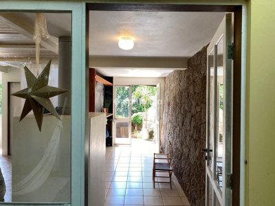 Casa à venda com 370m², 3 quartos, 1 suíte, 3 vagas no bairro Lagoa da Conceição em Florianópolis - Foto 8