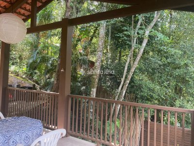 Casa à venda com 370m², 3 quartos, 1 suíte, 3 vagas no bairro Lagoa da Conceição em Florianópolis - Foto 17
