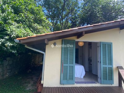 Casa à venda com 370m², 3 quartos, 1 suíte, 3 vagas no bairro Lagoa da Conceição em Florianópolis - Foto 18