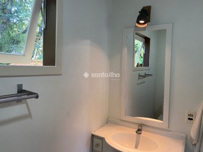 Casa à venda com 370m², 3 quartos, 1 suíte, 3 vagas no bairro Lagoa da Conceição em Florianópolis - Foto 7