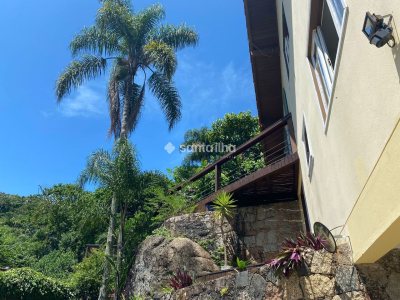 Casa à venda com 370m², 3 quartos, 1 suíte, 3 vagas no bairro Lagoa da Conceição em Florianópolis - Foto 21