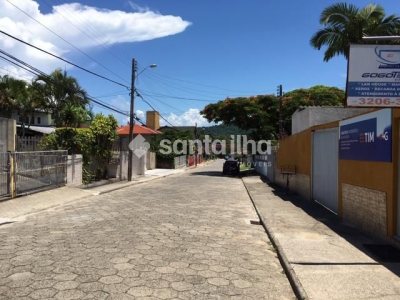 Casa à venda com 360m², 10 quartos, 5 suítes, 5 vagas no bairro Rio Tavares em Florianópolis - Foto 5