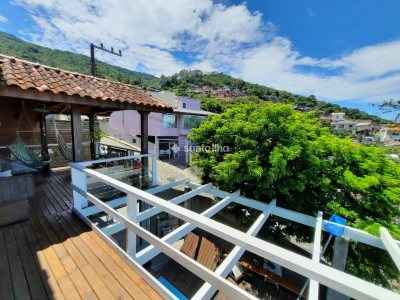 Sobrado à venda com 250m², 4 quartos, 1 suíte, 1 vaga no bairro Costeira do Pirajubaé em Florianópolis - Foto 5