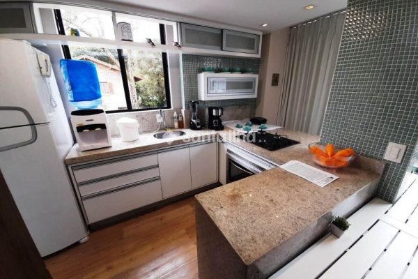 Apartamento à venda com 69m², 2 quartos, 1 suíte, 2 vagas no bairro Lagoa da Conceição em Florianópolis