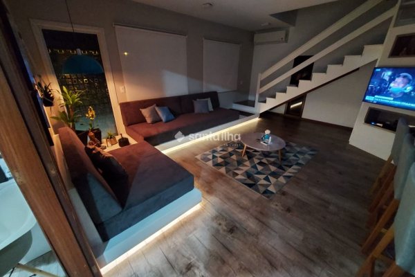 Casa à venda com 168m², 3 quartos, 1 suíte, 2 vagas no bairro Campeche em Florianópolis