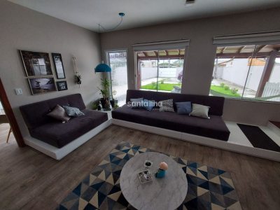 Casa à venda com 168m², 3 quartos, 1 suíte, 2 vagas no bairro Campeche em Florianópolis - Foto 7