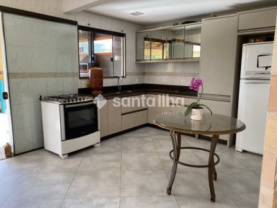 Casa à venda com 189m², 6 quartos, 1 suíte, 4 vagas no bairro Campeche em Florianópolis - Foto 10