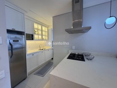 Apartamento à venda com 73m², 2 quartos, 1 suíte, 1 vaga no bairro Centro em Florianópolis - Foto 4