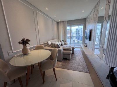 Apartamento à venda com 73m², 2 quartos, 1 suíte, 1 vaga no bairro Centro em Florianópolis - Foto 2