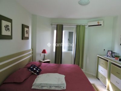 Casa à venda com 245m², 4 quartos, 1 suíte, 2 vagas no bairro Campeche em Florianópolis - Foto 17