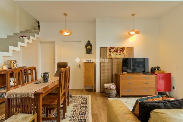 Apartamento à venda com 109m², 2 quartos, 2 suítes, 1 vaga no bairro João Paulo em Florianópolis