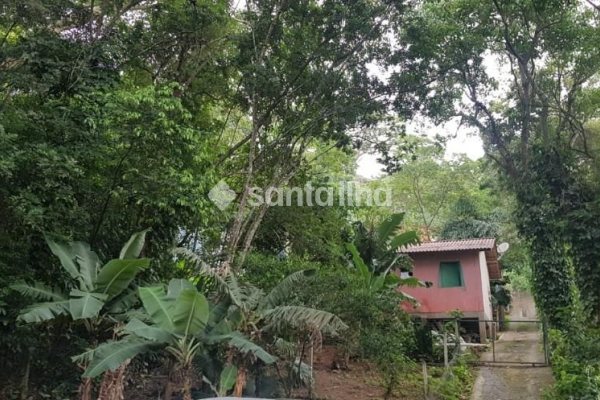Terreno à venda com 360m² no bairro Lagoa da Conceição em Florianópolis