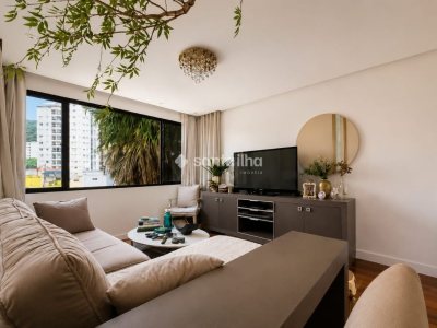 Apartamento à venda com 120m², 4 quartos, 2 suítes, 1 vaga no bairro Centro em Florianópolis - Foto 3