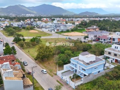 Casa à venda com 137m², 3 quartos, 1 suíte, 2 vagas no bairro Campeche em Florianópolis - Foto 16