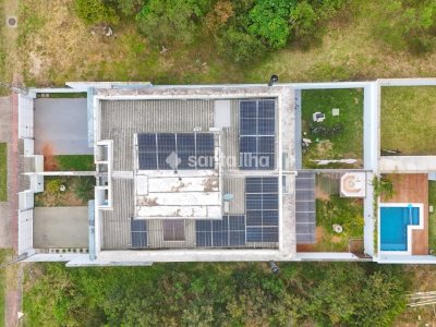 Casa à venda com 137m², 3 quartos, 1 suíte, 2 vagas no bairro Campeche em Florianópolis - Foto 17
