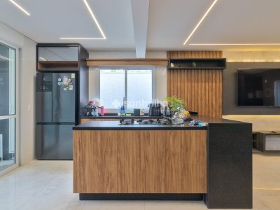 Casa à venda com 137m², 3 quartos, 1 suíte, 2 vagas no bairro Campeche em Florianópolis - Foto 7